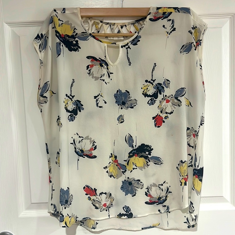 2 Maurice Tops
